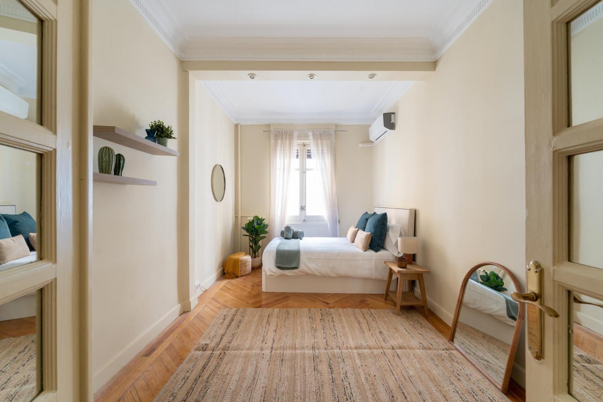 Luxurious In Barrio De Salamanca Appartement *